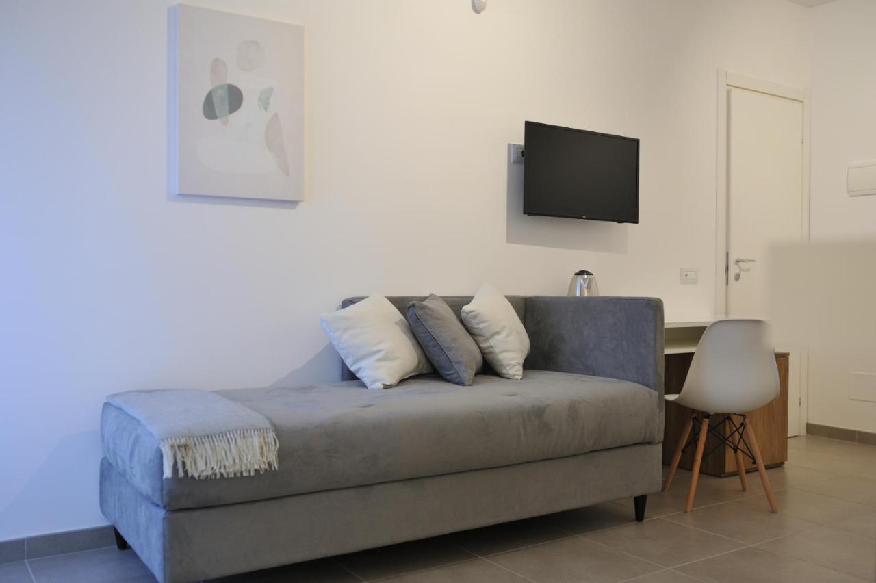 Blu In Blu Comfort Rooms Terrasini Extérieur photo